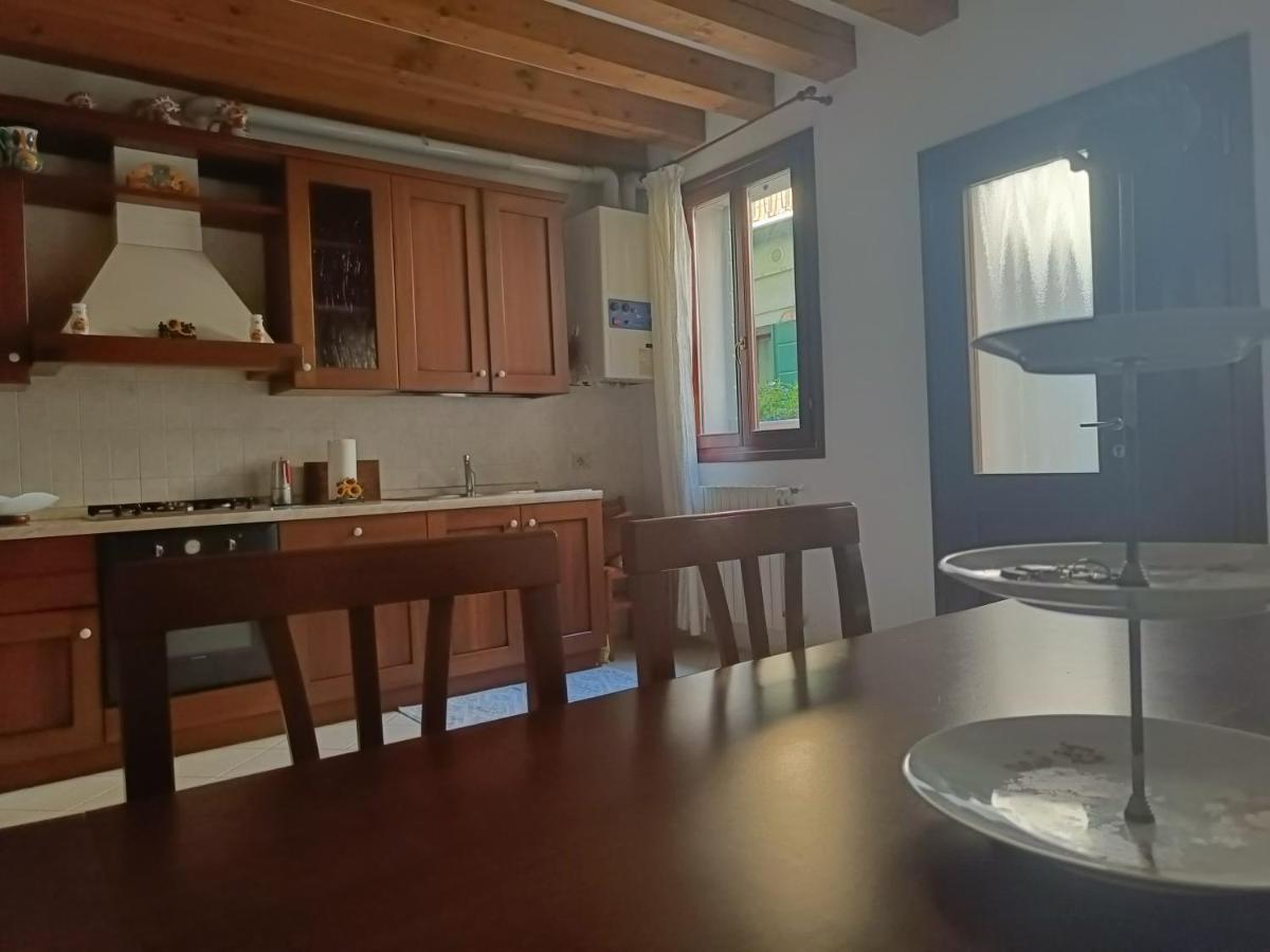 Casa Sul Cielo Di Burano Villa Eksteriør billede